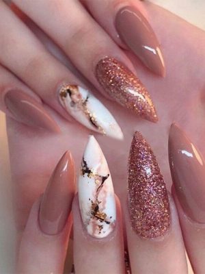 False nails with glue