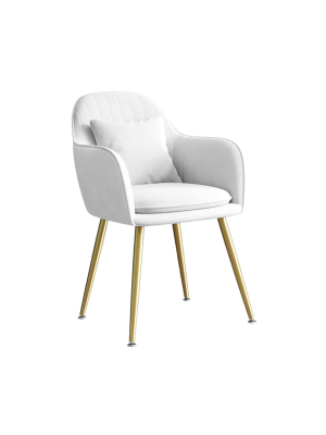 chair white